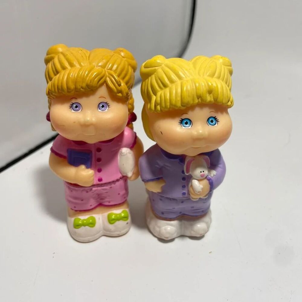 Vintage 2005 Cabbage Patch Kids Mega Bloks Blonde Girl Figures Set Pajamas